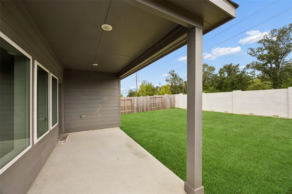 1116 Novelle Bend Drive Huffman, TX 77336