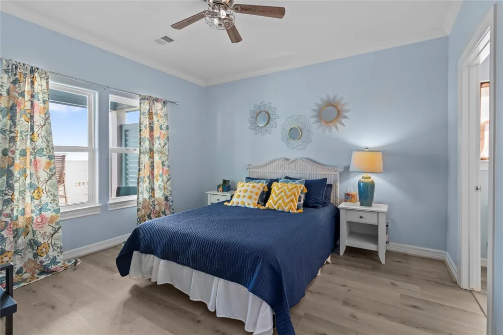 3026 Copacabana Drive Crystal Beach, TX 77650