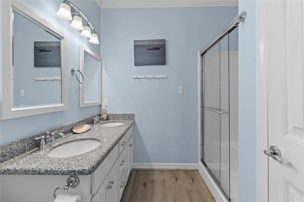 3026 Copacabana Drive Crystal Beach, TX 77650