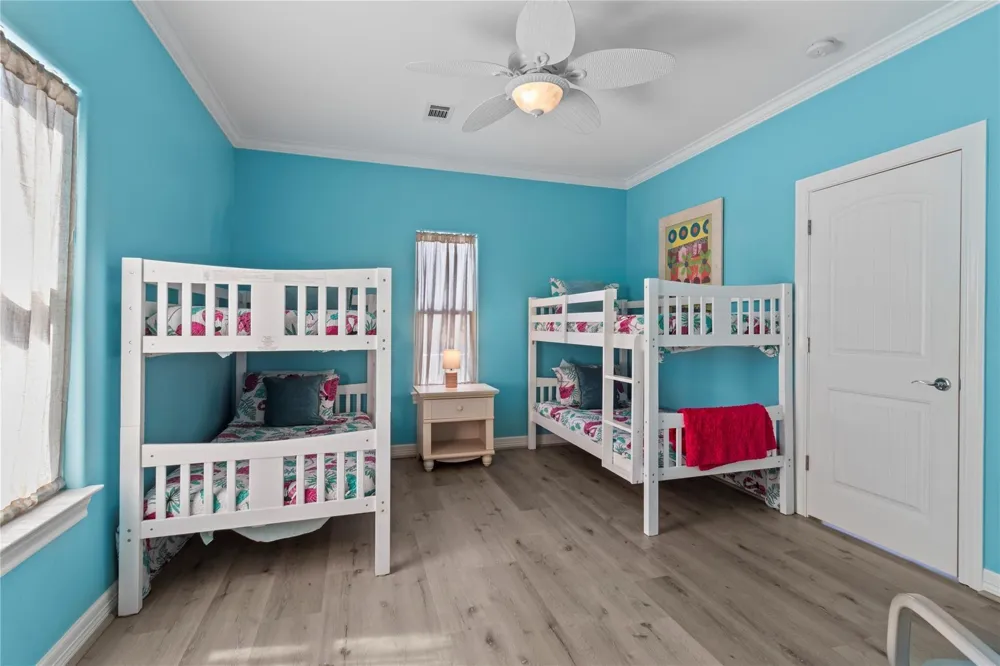3026 Copacabana Drive Crystal Beach, TX 77650