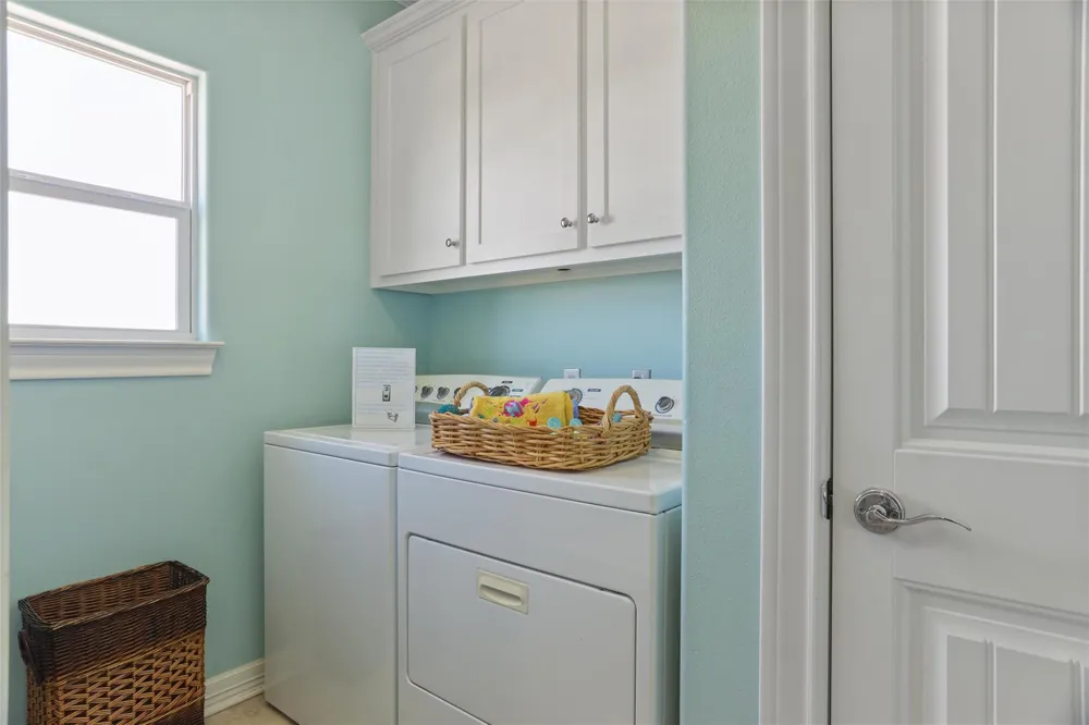 3026 Copacabana Drive Crystal Beach, TX 77650