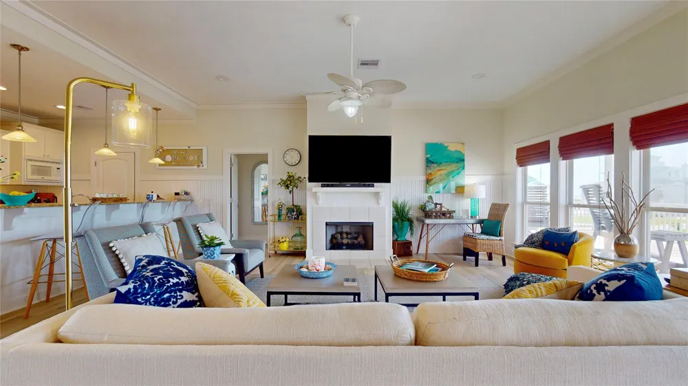 708 Cameron Circle Crystal Beach, TX 77650