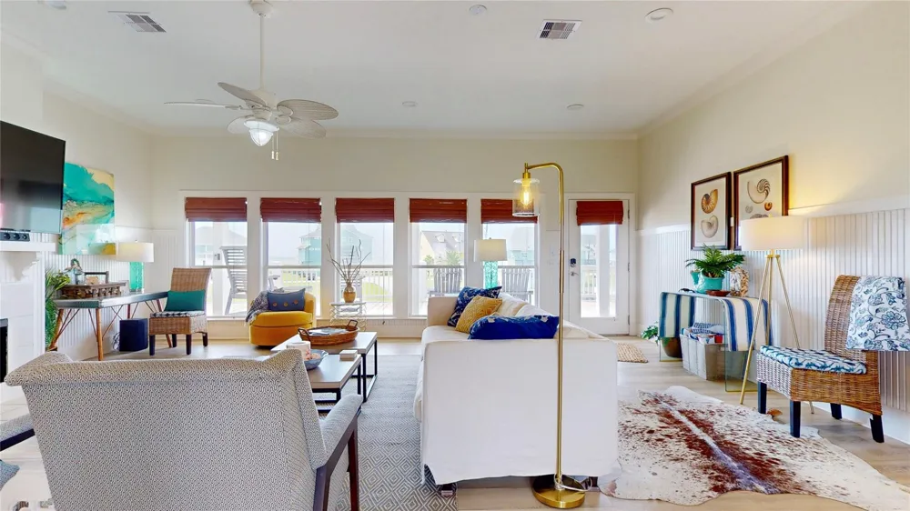 708 Cameron Circle Crystal Beach, TX 77650