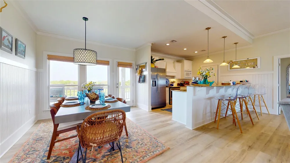 708 Cameron Circle Crystal Beach, TX 77650