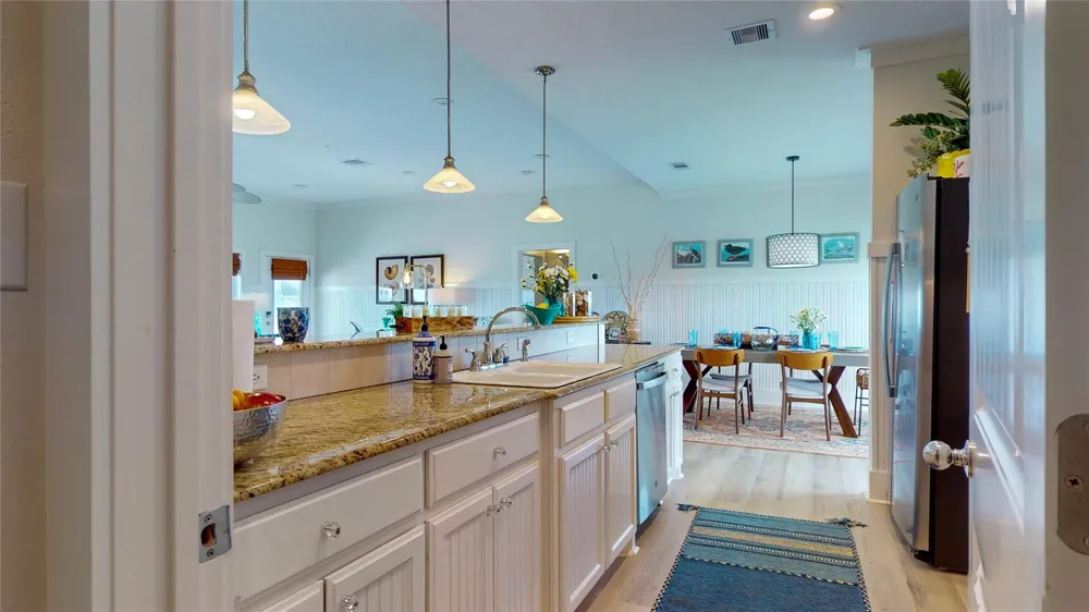 708 Cameron Circle Crystal Beach, TX 77650
