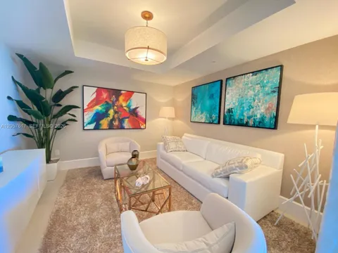 17301 Biscayne Blvd #1808