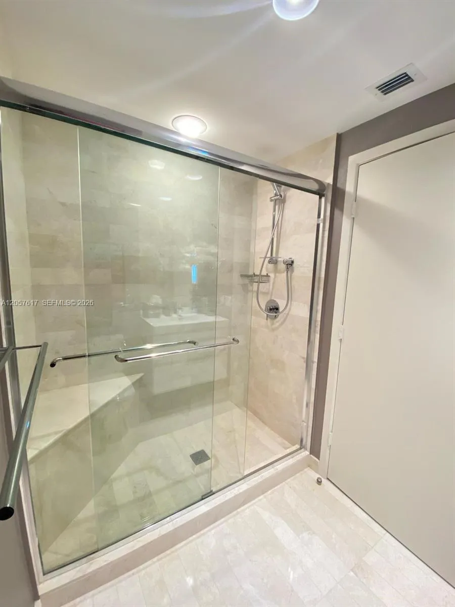 17301 Biscayne Blvd #1808 North Miami Beach, FL 33160