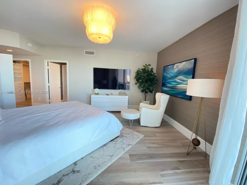 17301 Biscayne Blvd #1808 North Miami Beach, FL 33160