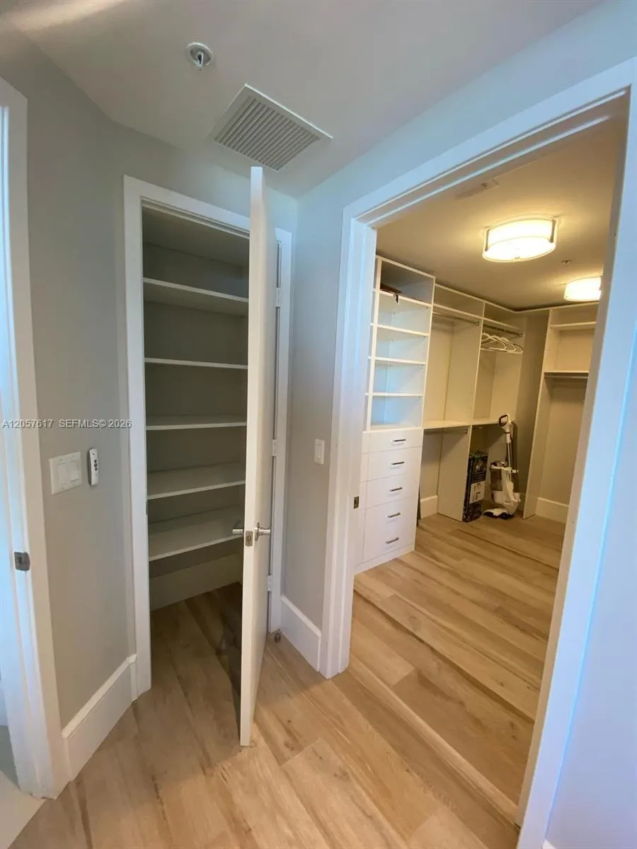 17301 Biscayne Blvd #1808 North Miami Beach, FL 33160