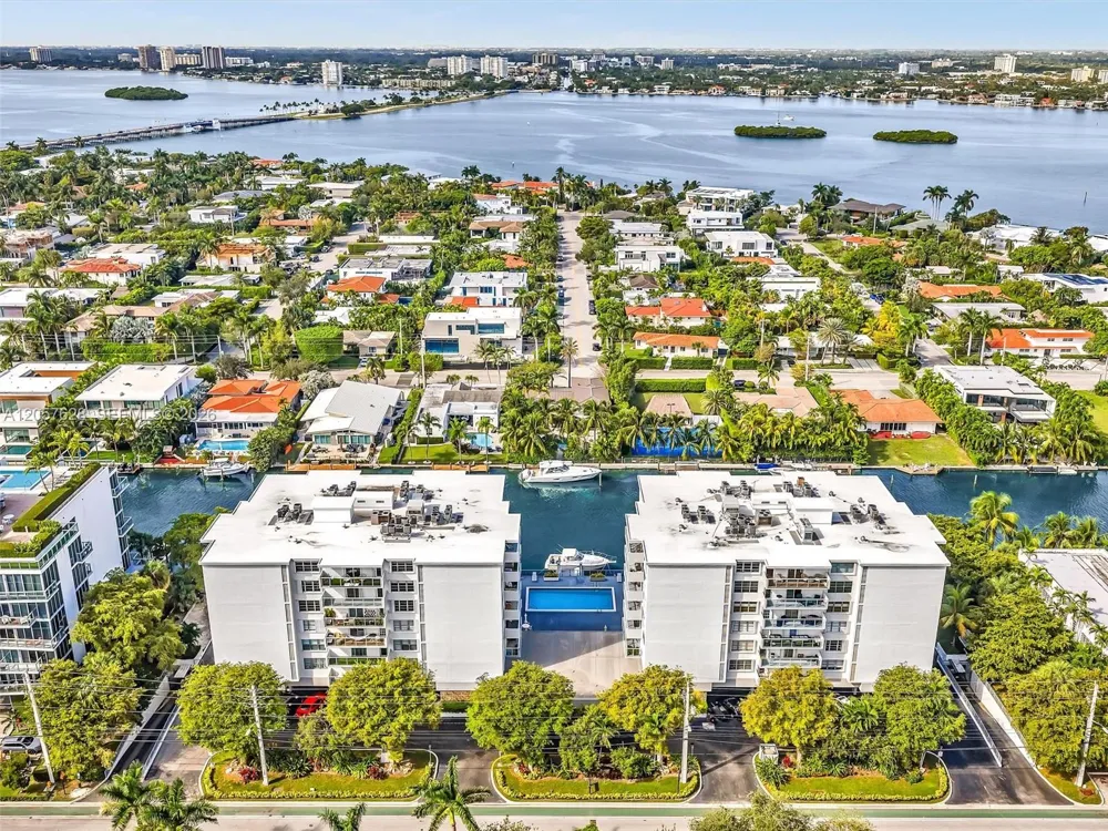 10000 W Bay Harbor Dr #201 Bay Harbor Islands, FL 33154