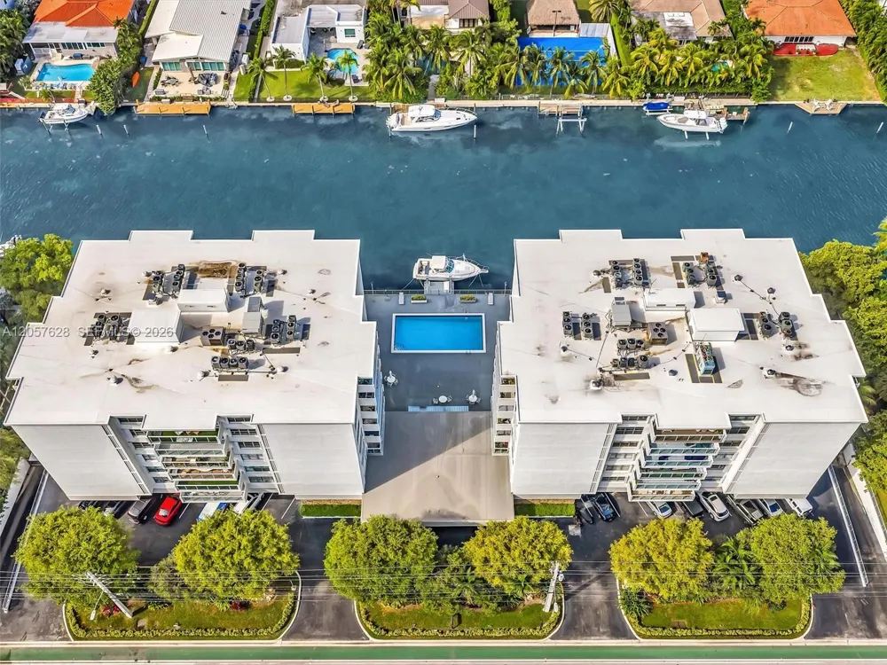 10000 W Bay Harbor Dr #201 Bay Harbor Islands, FL 33154