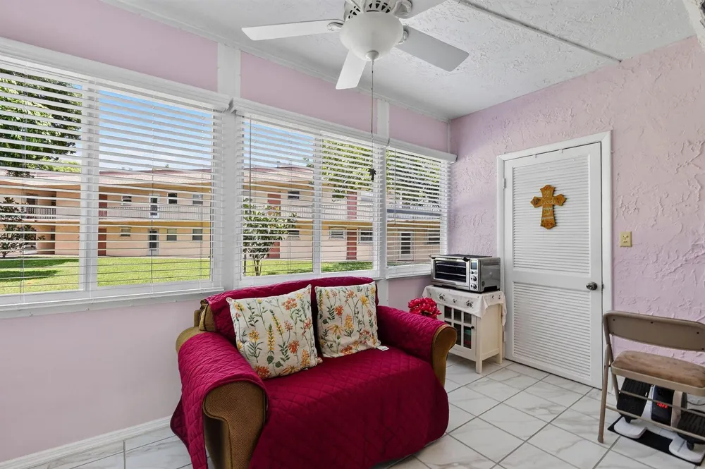 770 Lori Drive #253 Palm Springs, FL 33461