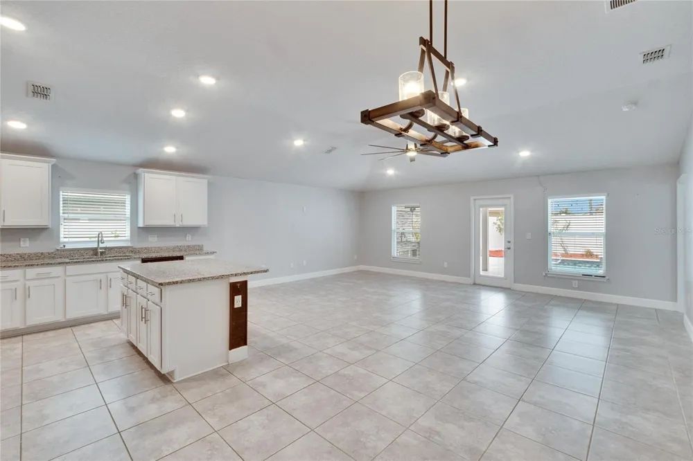 14525 SCOTTBURGH GLEN DRIVE Wimauma, FL 33598