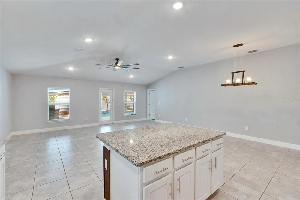 14525 SCOTTBURGH GLEN DRIVE Wimauma, FL 33598