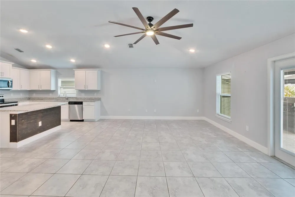 14525 SCOTTBURGH GLEN DRIVE Wimauma, FL 33598