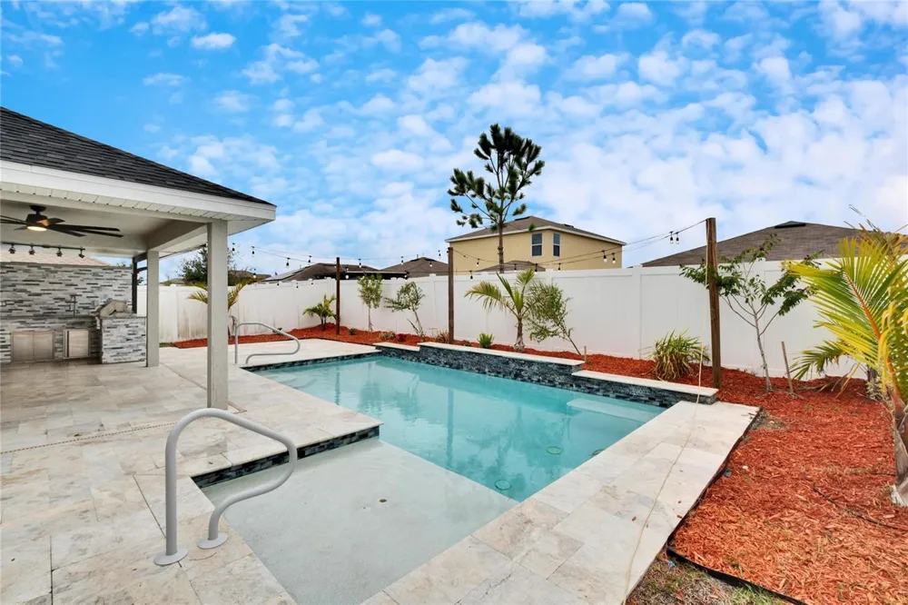 14525 SCOTTBURGH GLEN DRIVE Wimauma, FL 33598