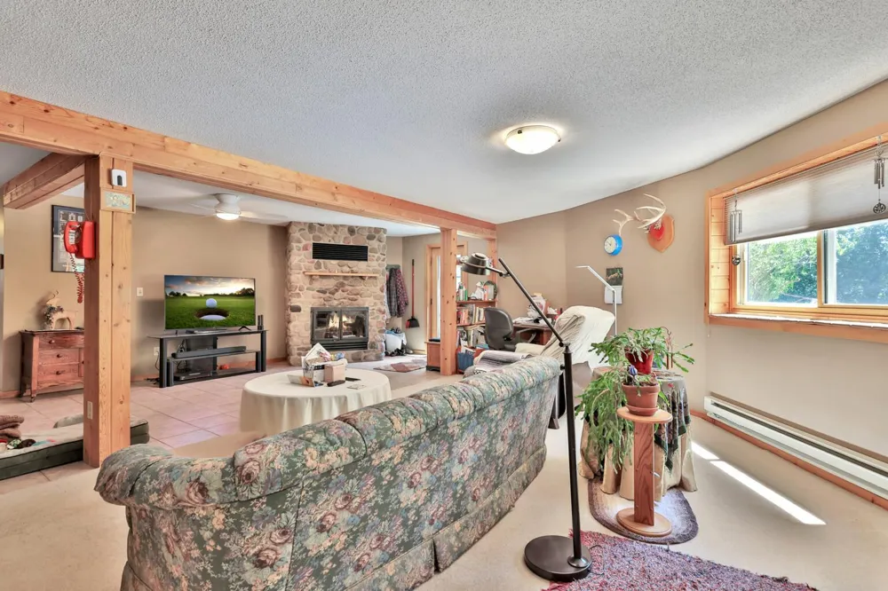 22513 Sunrise Road NE Stacy, MN 55079