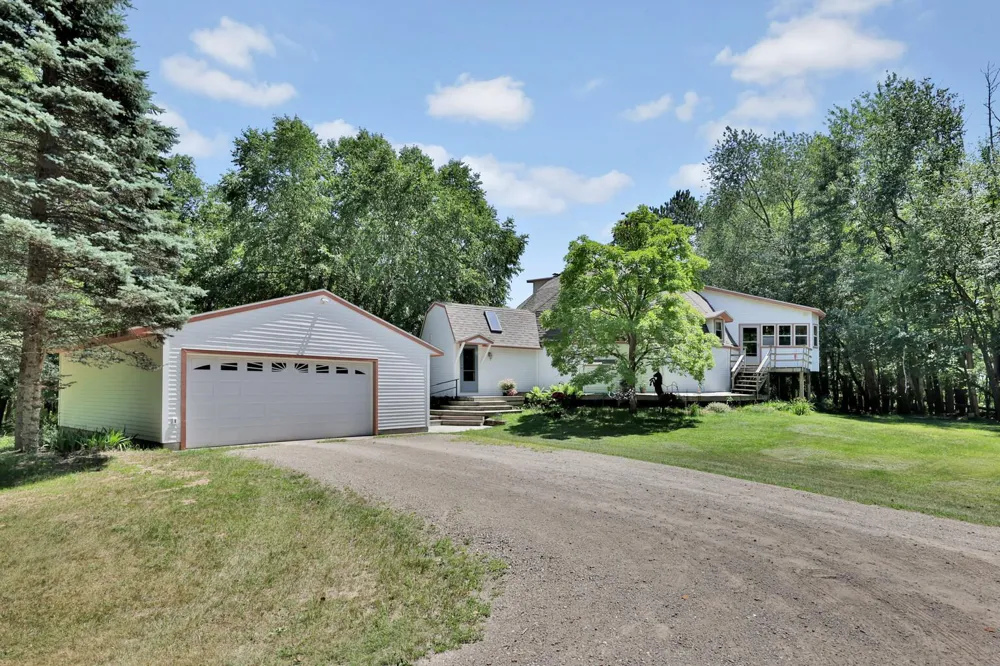 22513 Sunrise Road NE Stacy, MN 55079