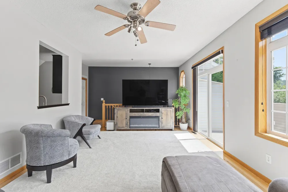 846 Coon Rapids Boulevard Extension NW #6 Coon Rapids, MN 55433