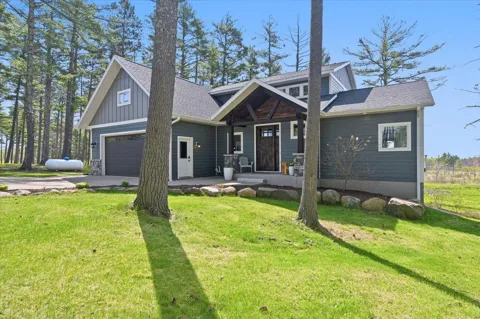 1774 Highway 2