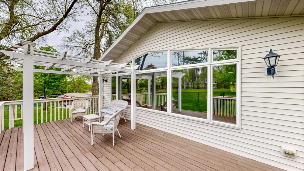 2211 Lenwood Drive SW Rochester, MN 55902
