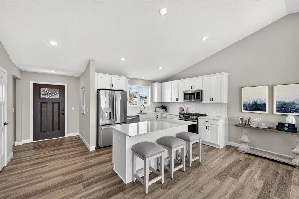 1422 Woods Road NE Isanti, MN 55040