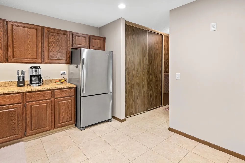 13401 Pepperwood Circle Minnetonka, MN 55305