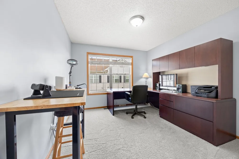 1246 Chateau Avenue #409 Maplewood, MN 55109