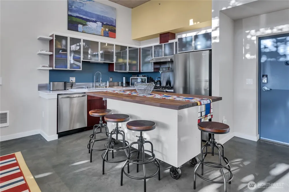 15100 6th Avenue SW #221 Burien, WA 98166