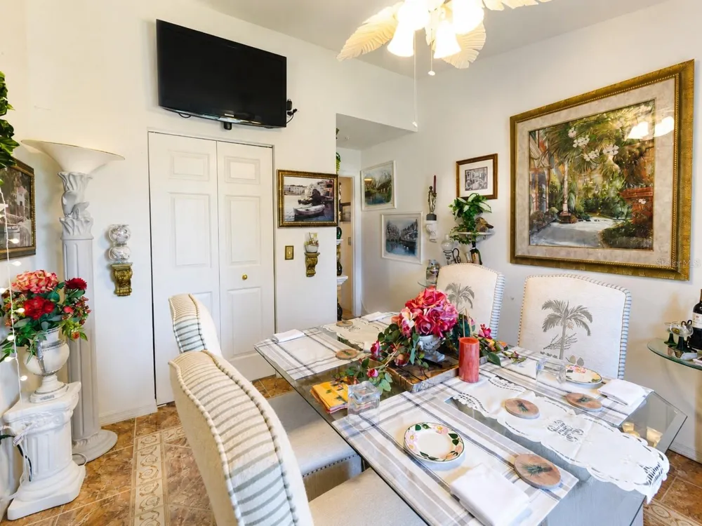 8294 KEY ROYAL CIRCLE #1631 Naples, FL 34119