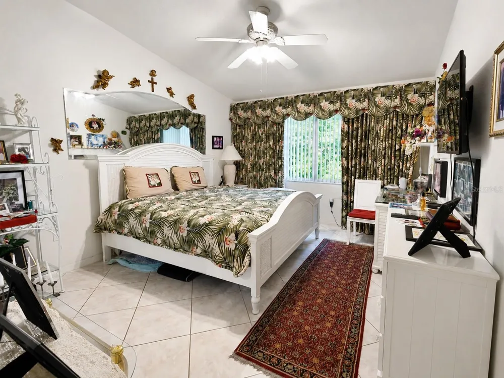 8294 KEY ROYAL CIRCLE #1631 Naples, FL 34119