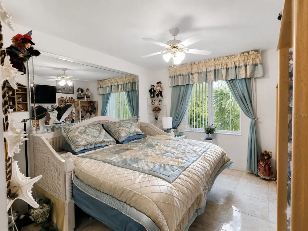 8294 KEY ROYAL CIRCLE #1631 Naples, FL 34119