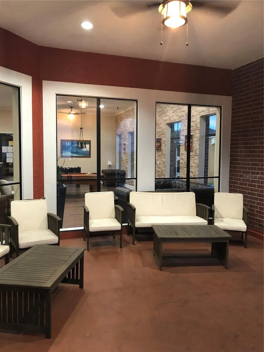 2010 E PALM AVENUE #15202 Tampa, FL 33605