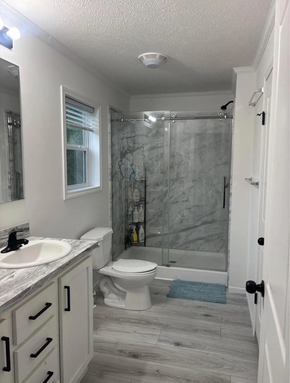 3298 Hillcrest Way Zeeland, MI 49464