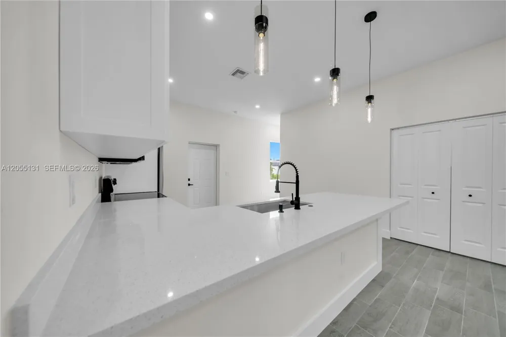 707 Randall Ave Other City - In The State Of Florida, FL 33974