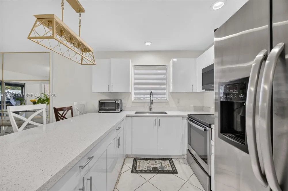 738 SW 7th Ter Florida City, FL 33034