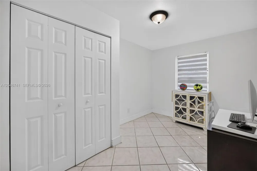 738 SW 7th Ter Florida City, FL 33034