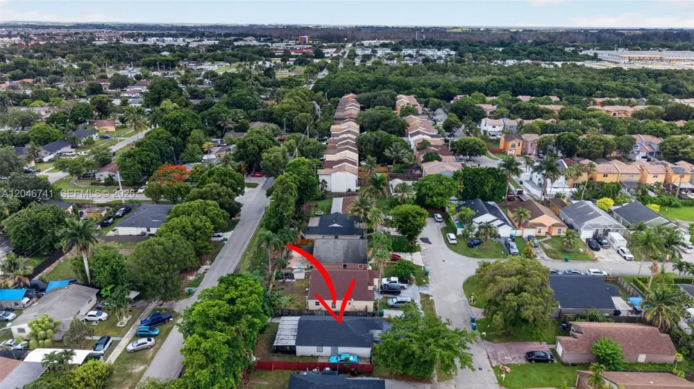 738 SW 7th Ter Florida City, FL 33034