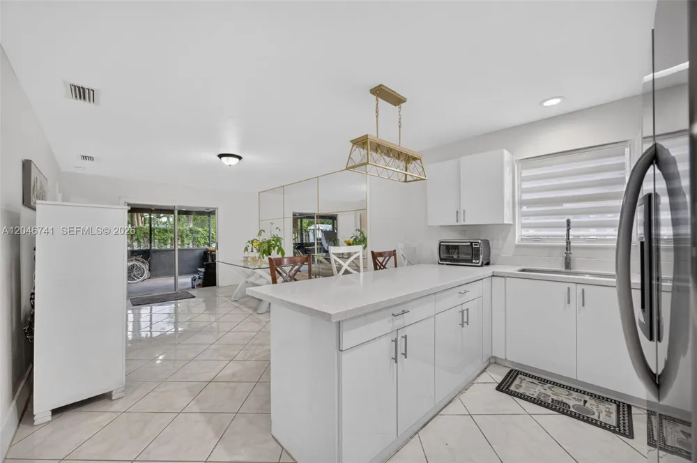 738 SW 7th Ter Florida City, FL 33034