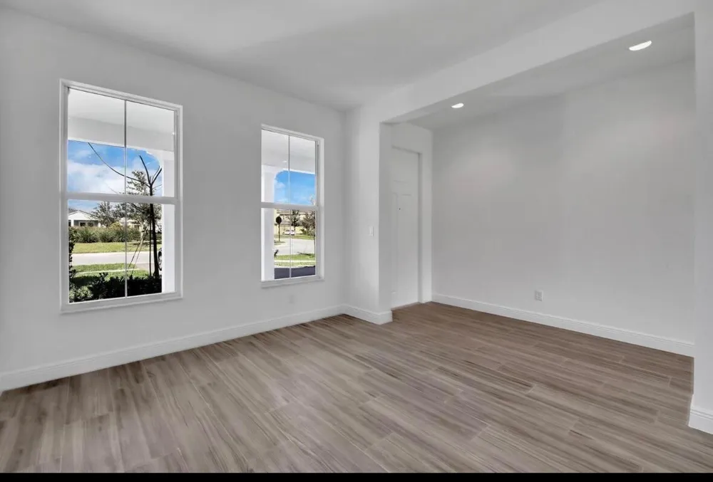 19654 Split Rail Run Loxahatchee, FL 33470