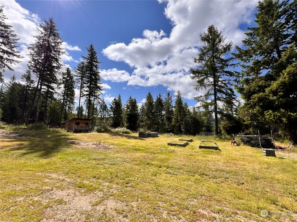 177 First Creek Road Curlew, WA 99118
