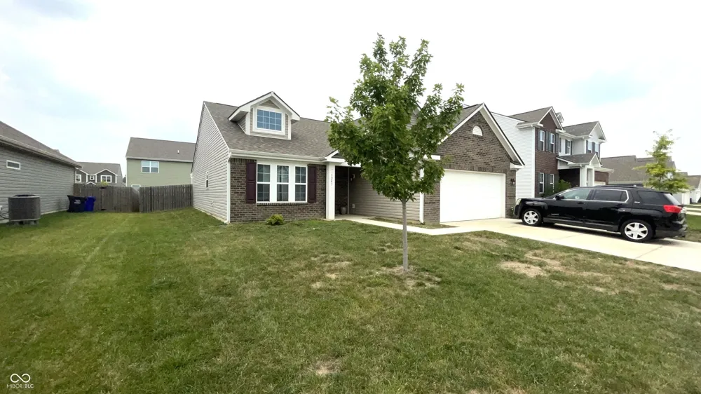 3243 Sand Walk Drive Kokomo, IN 46902