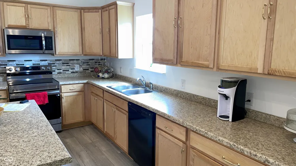 3243 Sand Walk Drive Kokomo, IN 46902