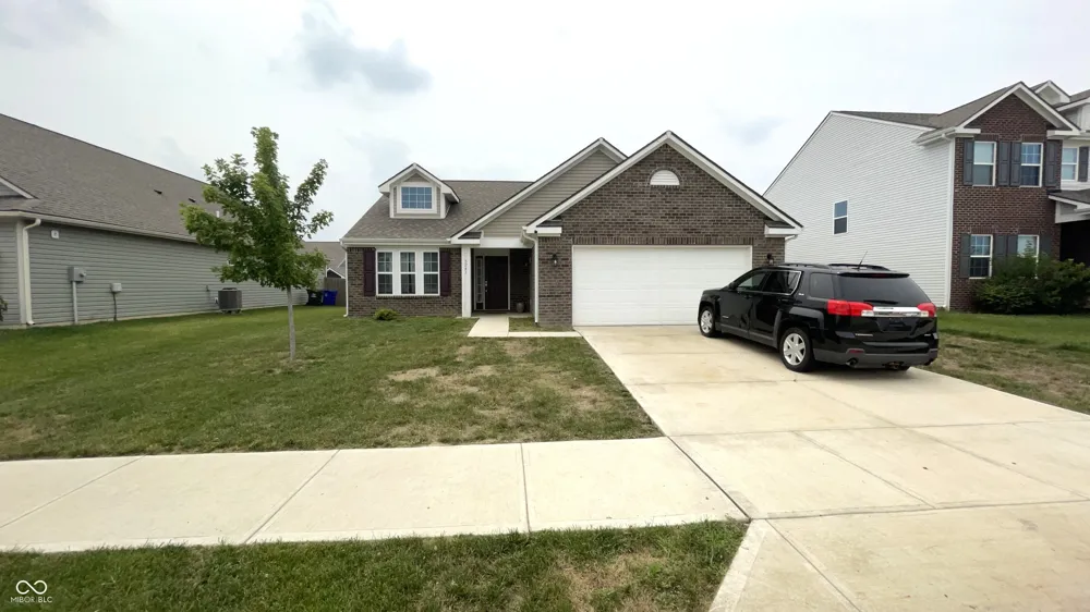 3243 Sand Walk Drive Kokomo, IN 46902