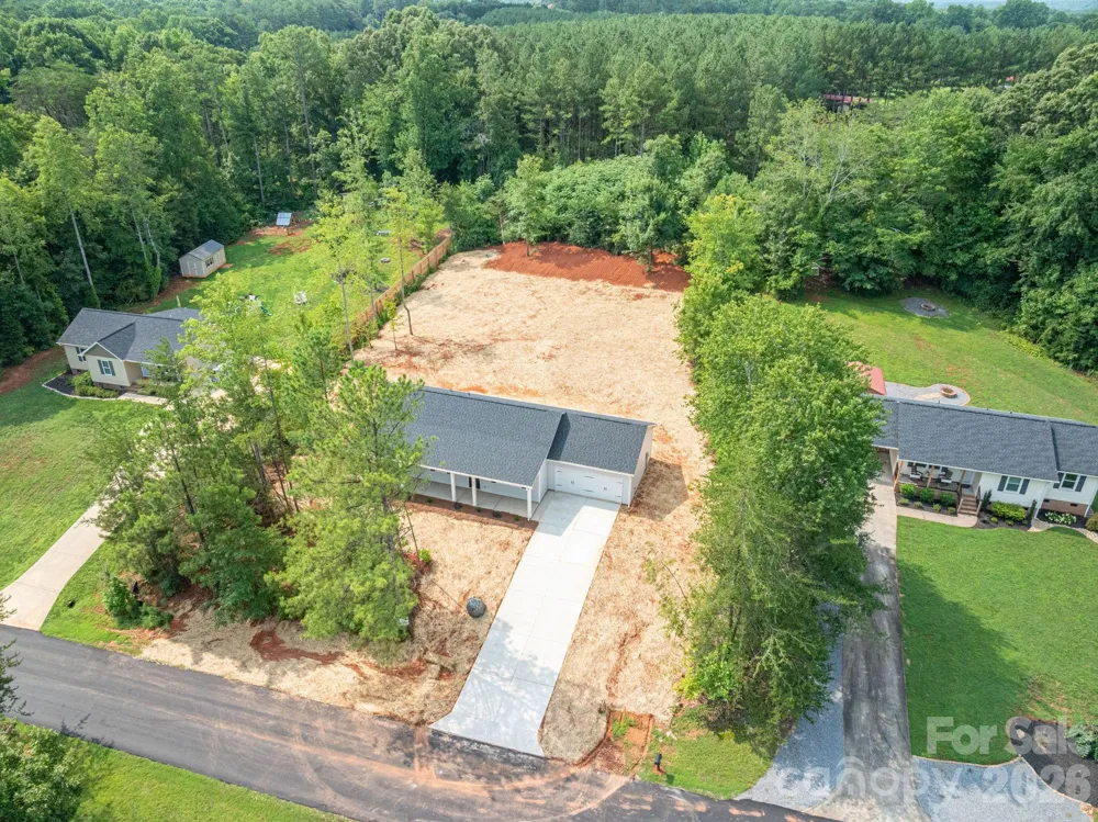 2935 Heavners Farm Court Lincolnton, NC 28092