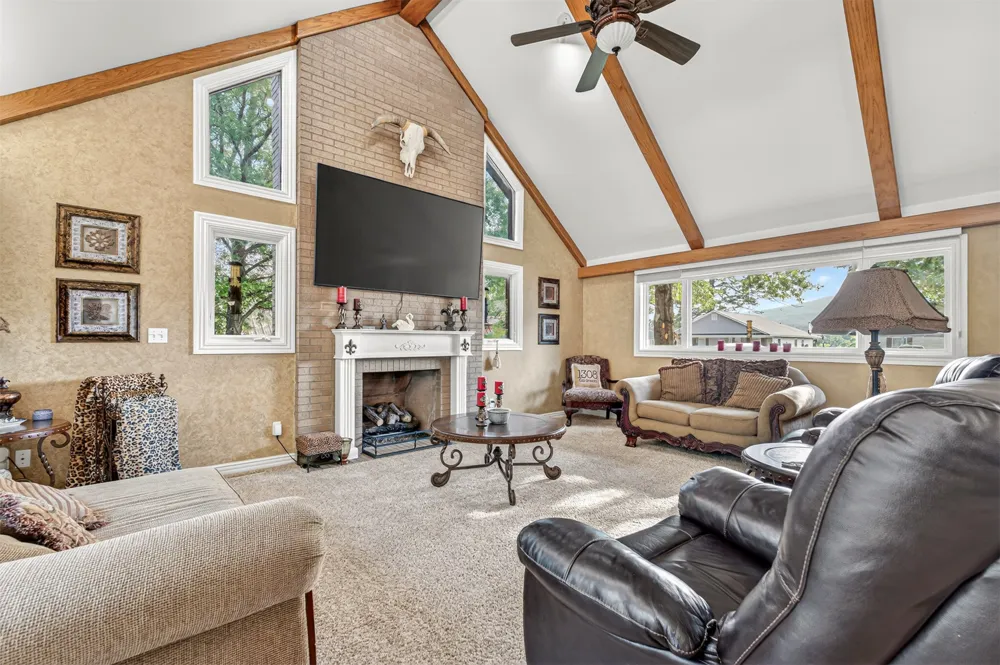 102 Kidd Lane Poteau, OK 74953