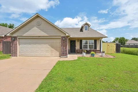 63 W Fairlane Drive