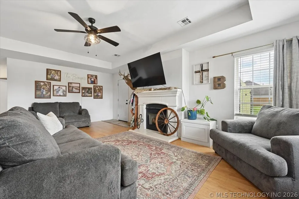 63 W Fairlane Drive Sapulpa, OK 74066