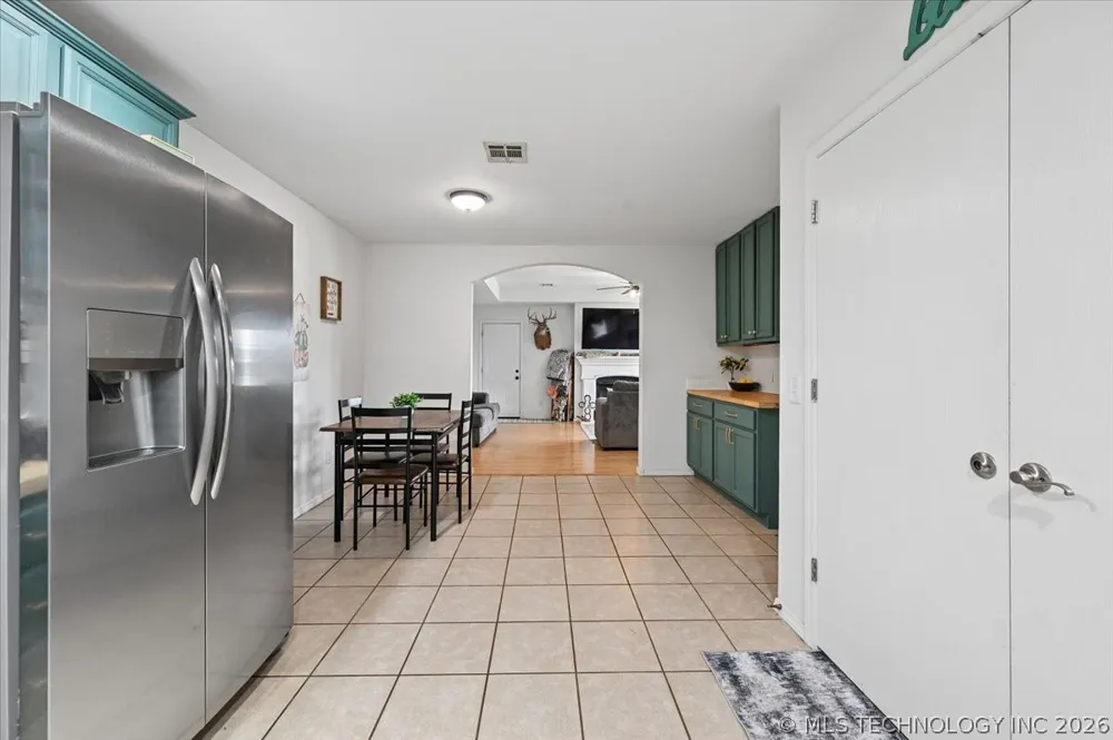 63 W Fairlane Drive Sapulpa, OK 74066