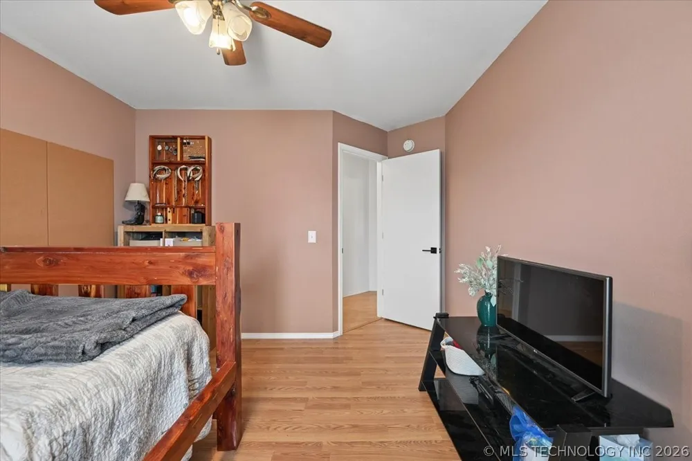 63 W Fairlane Drive Sapulpa, OK 74066